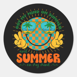 Groovy gelukkig gezicht heeft de geest op zomerdoc ronde sticker