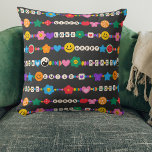 Groovy Good Vibes Love Smile Retro Beads Kussen<br><div class="desc">Groovy Good Vibes Love Smile Retro Beads Sierkussennen Cushions biedt allerlei vriendschapskralen met tekst zoals liefde, vrede, gelukkig, glimlach, goede vibes en accentueert met bloemen, vlinders, harten, sterren, yin en yang borden in heldere kleuren. Perfecte decor voor thuis en slaapkamers en cadeaus voor Kerstmis, verjaardag, beste vrienden, zussen en nog...</div>