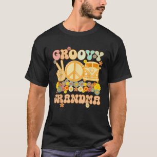 Groovy Grandma Retro Matching Family Baby shower T-shirt
