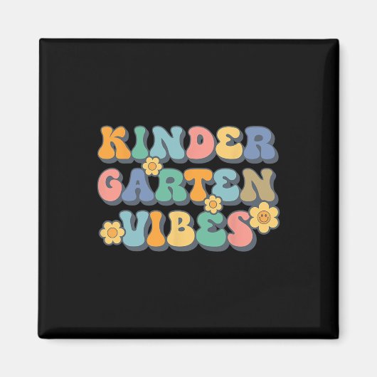Groovy Hallo Kindergarten Vibes Retro Teacher Back Magneet (Voorkant)