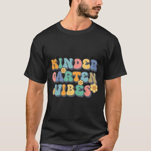 Groovy Hallo Kindergarten Vibes Retro Teacher Back T-shirt (Voorkant)