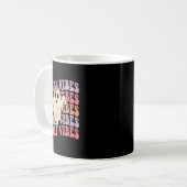 Groovy Halloween Spooky Vibes Retro Floral Ghost C Koffiemok (Voorkant links)