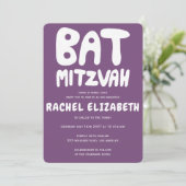 Groovy Handlettering Custom Bat Mitzvah Paarse Kaart (Staand voorkant)