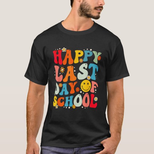 Groovy Happy Last Day of School Teacher Student Gr T-shirt (Voorkant)