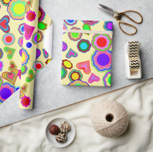 Groovy Harten Bloemen Cadeaupapier