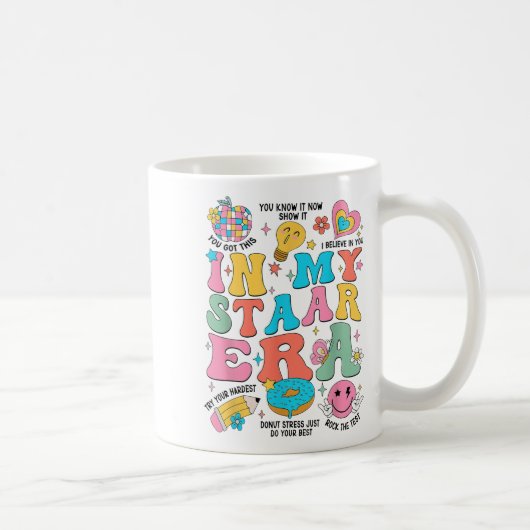 Groovy In Mijn Starr Tijdperk Testdag Leraar Kinde Koffiemok (Rechts)