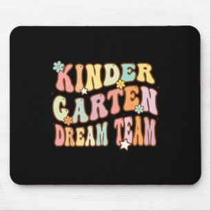 Groovy Kindergarten Droom Team Eerste Dag Van Byck Muismat