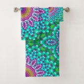 Groovy Kleurrijke Jewel Tone Boho Fractal Mandala Bad Handdoek (Insitu)