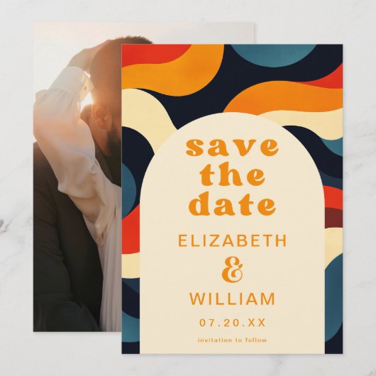 Groovy Kleurrijke Retro Wavy Boho Trouwfoto Save The Date (Voorkant / Achterkant)