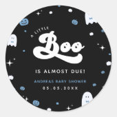 Groovy Little Boo Boy Halloween Baby shower Ghost Ronde Sticker (Voorkant)