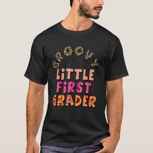 Groovy Little First Grader First Day Of School Fo T-shirt (Voorkant)
