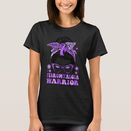 Groovy Messy Bun Leopard Purple Ribbon Fibromyalgi T-shirt (Voorkant)