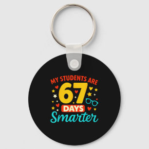 Groovy mijn studenten zijn 67 dagen slimmer 67 Mem Sleutelhanger