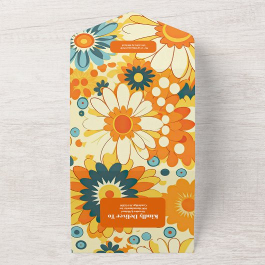 Groovy modern madeliefje bloemengeel & sinaasappel all in one uitnodiging (Buitenkant)
