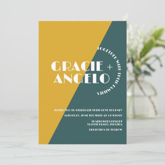 Groovy Mustard Green Two Tones Wedding Invitation Kaart (Staand voorkant)