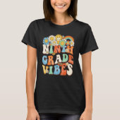 Groovy negende klas vibes retro docent eerste dag t-shirt (Voorkant)