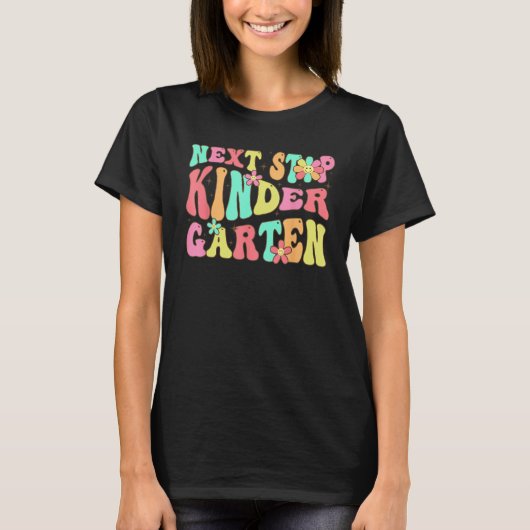 Groovy Next Stop Kindergarten Preschool Graduation T-shirt (Voorkant)