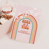 Groovy Nine is een Vibe daisy regenboog 9E verjaar Kaart