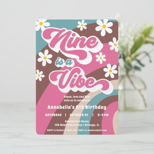 Groovy Nine is een Vibe roze blauwgroen meisje 9e Kaart (Staand voorkant)