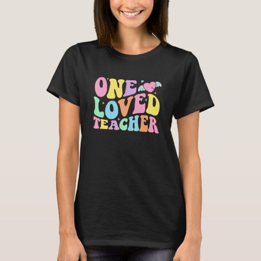 Groovy One Loved Teacher 100 Days of School Valent T-shirt (Voorkant)
