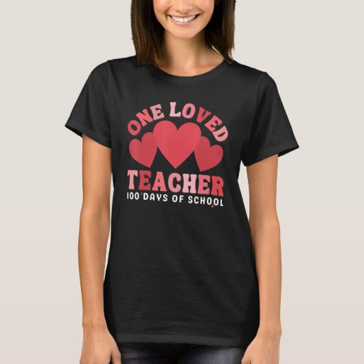 Groovy One Loved Teacher 100 Days of School Valent T-shirt (Voorkant)