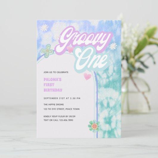 Groovy One Pastel Tie Dye 1st Birthday Party Uitno Kaart (Staand voorkant)