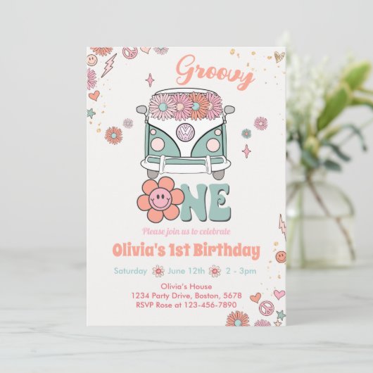 Groovy One Retro Bloemen 1e Verjaardag Uitnodiging (Staand voorkant)