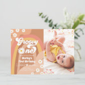 Groovy One Retro Daisy Boho Hippie First Birthday Kaart (Staand voorkant)