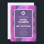 Groovy Paarse golven Star David Custom Bat Mitzvah Kaart<br><div class="desc">Perfecte kaart om een vleermuismitswa of andere joodse viering aan te kondigen! Hand gemaakte kunst voor u met handlettering aan de achterkant! VOLLEDIG ! Klik op "Personaliseren" hierboven om de tekst te bewerken. Klik op "bewerken met behulp van design tool" om de lettertypen, kleuren en plaatsingen aan te passen en...</div>