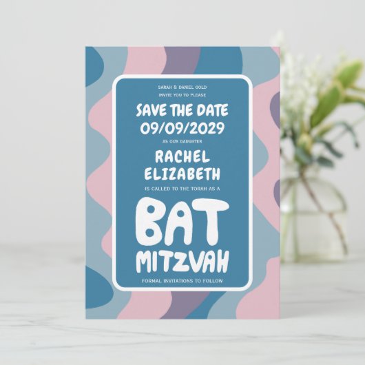 Groovy Paarse Waves Custom Bat Bar Bnai Mitzvah Save The Date (Staand voorkant)