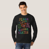 Groovy PEACE LOVE KINDERGARTEN Leopard Print Kinde T-shirt (Voorkant volledig)