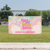 Groovy Peace Out Single Digits 10th Sign Spandoek (Insitu)