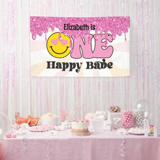 Groovy Peach Pink One Happy Babe Verjaardagsbanner Spandoek (Feest)