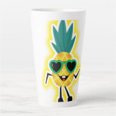 Groovy Pineapple Vibes – Cool Fruit Cartoon Latte Mok (Voorkant)