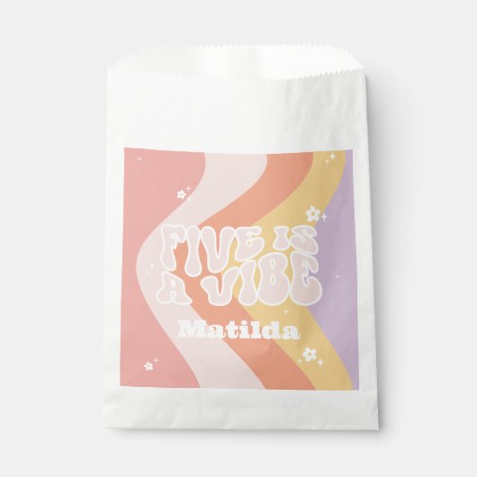 Groovy rainbow 5 is een vibe 60's retro daisy cool bedankzakje (Voorkant)