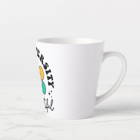 Groovy Rainbow Smiley Flower Neurodiversity Latte Mok (Rechts)