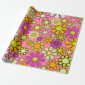 Groovy Retro 60s 70s Hippie Roze Bloemen Patroon Cadeaupapier (Uitgerold)