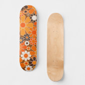 Groovy Retro 70s Bloemenpatroon Sinaasappel en Bru Persoonlijk Skateboard (Voorkant)