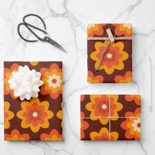 Groovy retro 70s boho hippie oranje bloempatroon inpakpapier vel