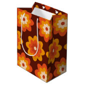 Groovy retro 70s boho hippie oranje bloempatroon medium cadeauzakje (Achterkant Gekanteld)