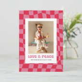 Groovy Retro Checkerboard Valentine's Day Photo Feestdagenkaart (Staand voorkant)