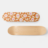 Groovy Retro Daisies Flowers Patroon op sinaasappe Persoonlijk Skateboard (Horizontaal)