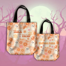 Groovy Retro Daisy Ghosts Peachy Trick or treat