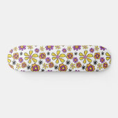 Groovy Retro Flowers Persoonlijk Skateboard (Horizontaal)