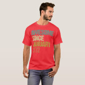 Groovy Retro Geweldig sinds januari 1972 cadeau T-shirt (Voorkant volledig)