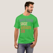 Groovy Retro Geweldig sinds januari 1978 grappig T-shirt (Voorkant volledig)