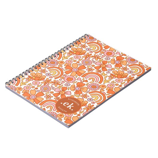 Groovy Retro Oranje Bloemen Monogram Notitieboek (Linkerzijde)