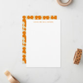 Groovy Retro Oranje Floral Custom Name Stationery Notitiekaartje (Voorkant / Achterkant in situ)