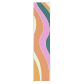 Groovy Retro Pink en Green Wavy Lines Korte Tafelloper (Voorkant)