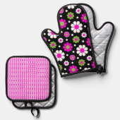 GROOVY RETRO ROZE GROENE WITTE DAISY BLOEMEN OVENWANT & PANNENLAP SET (Voorkant / Achterkant)